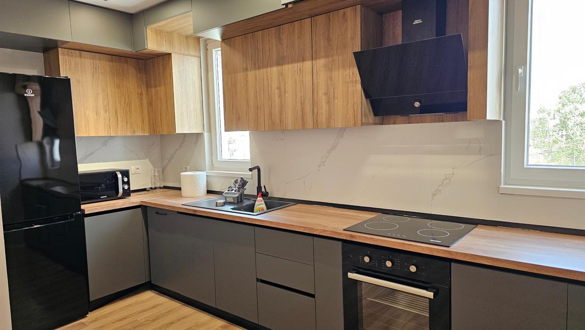 Tirana Airport Apartment Екстериор снимка