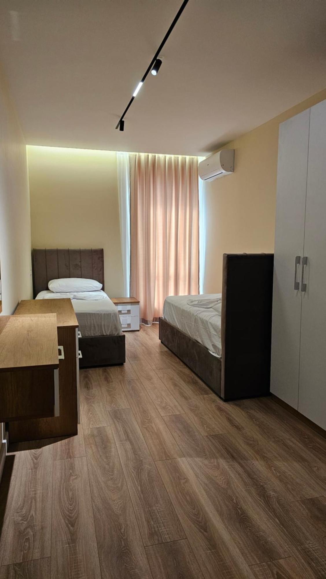 Tirana Airport Apartment Екстериор снимка